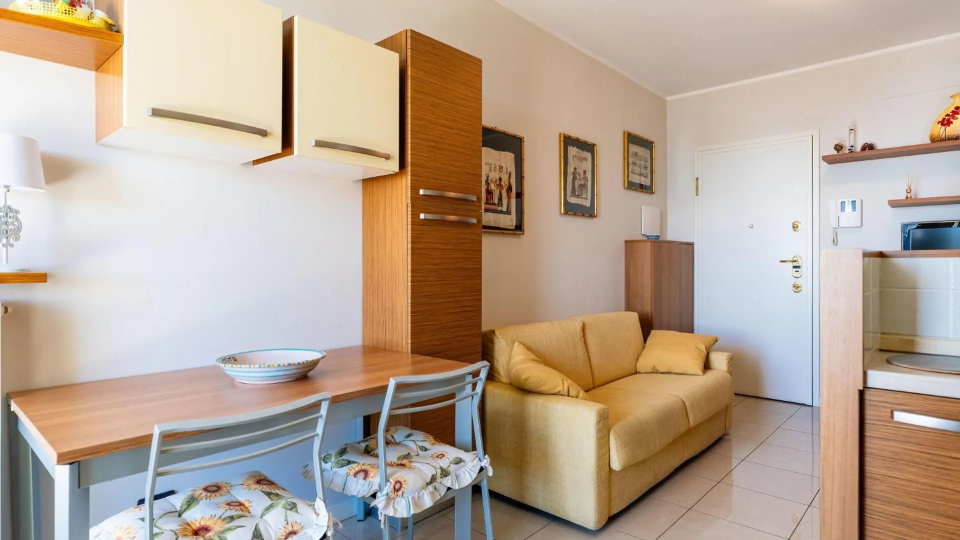 Apartment Casa Al Mare Con Bella Vista By Interhome Imperia 0*,