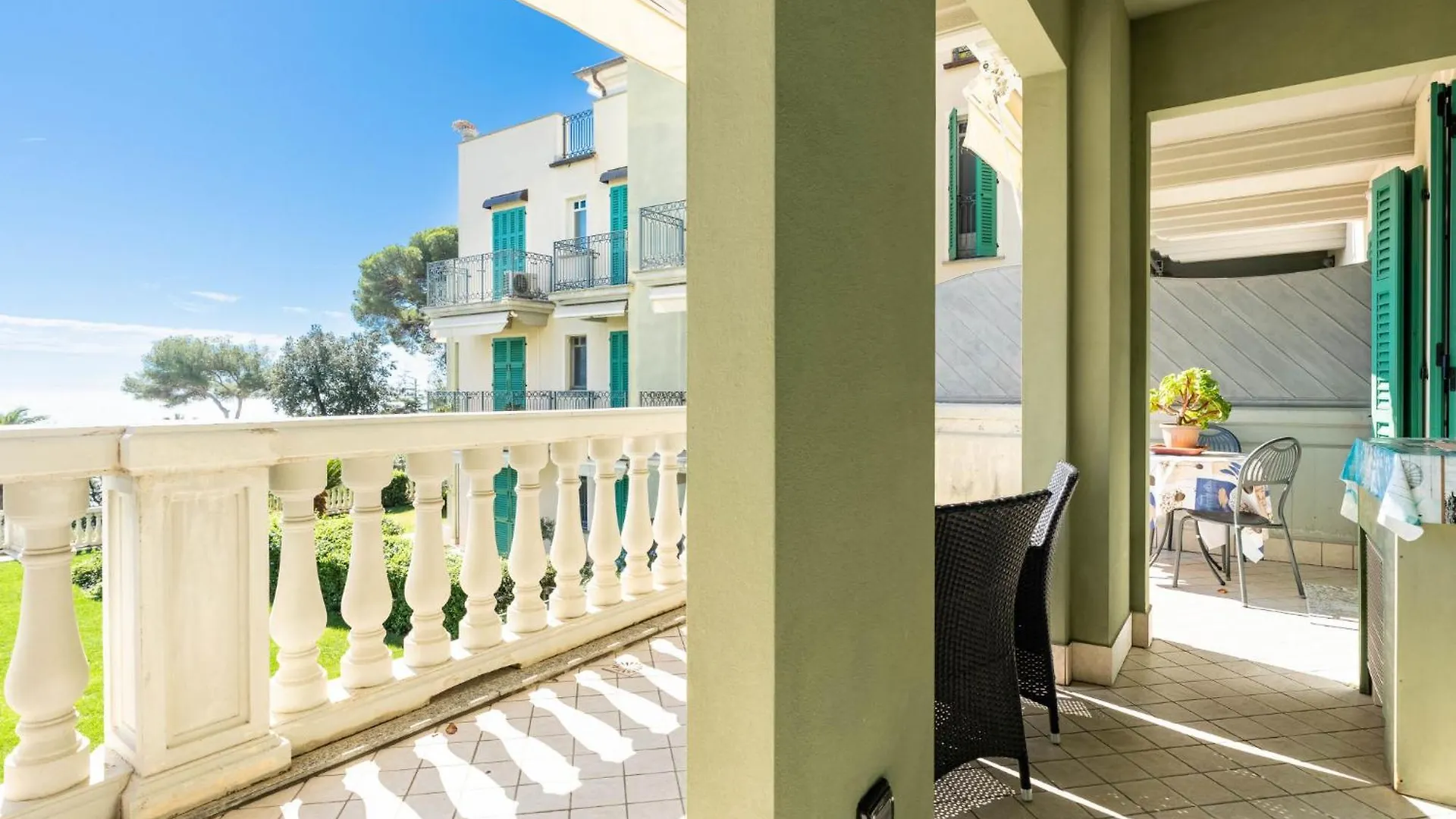 Apartment Casa Al Mare Con Bella Vista By Interhome Imperia